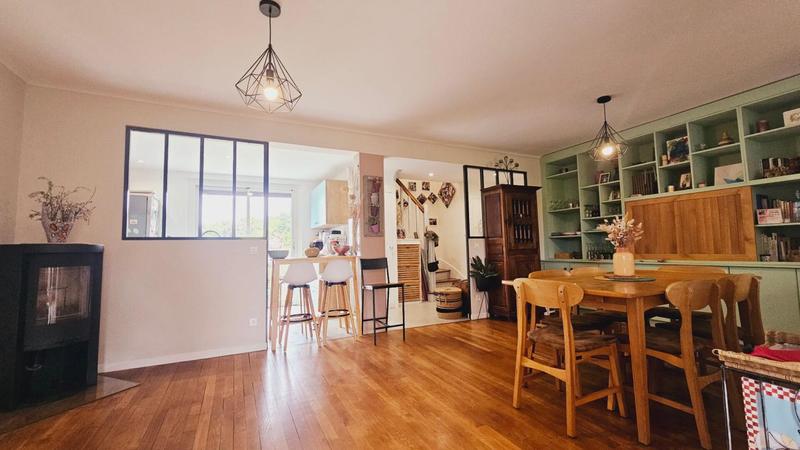 Maison - 145 m² - 7 pièces