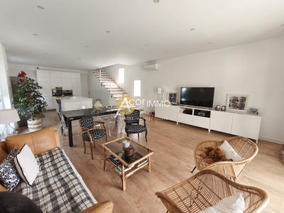 Maison - 149 m² - 5 pièces