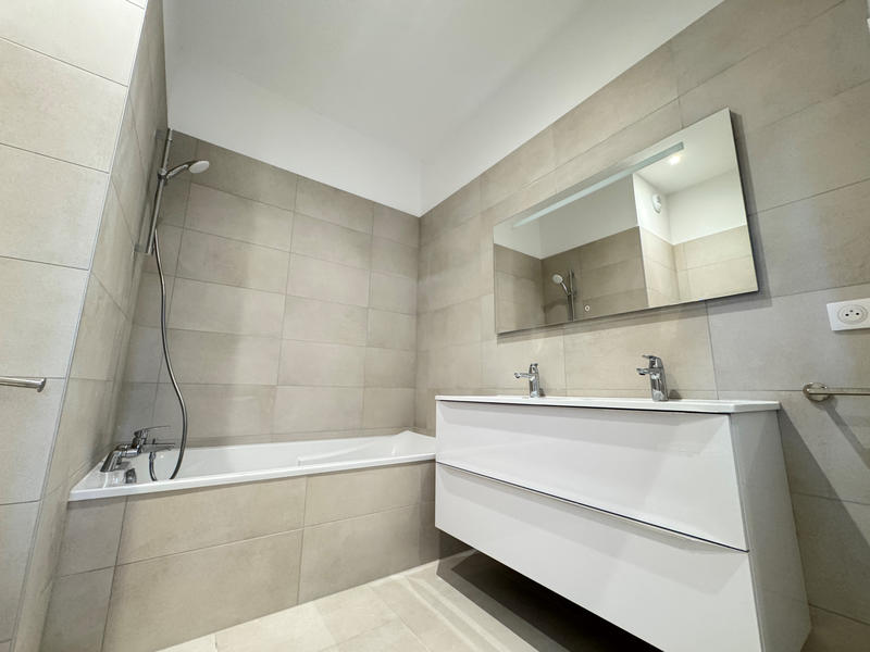 Appartement - 79 m² - 4 pièces