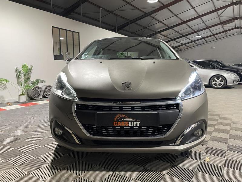 Peugeot 208 110ch Féline -Boite Auto-Toit Pano-Garantie 6 Mois-