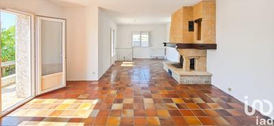 Maison - 185 m² - 7 pièces