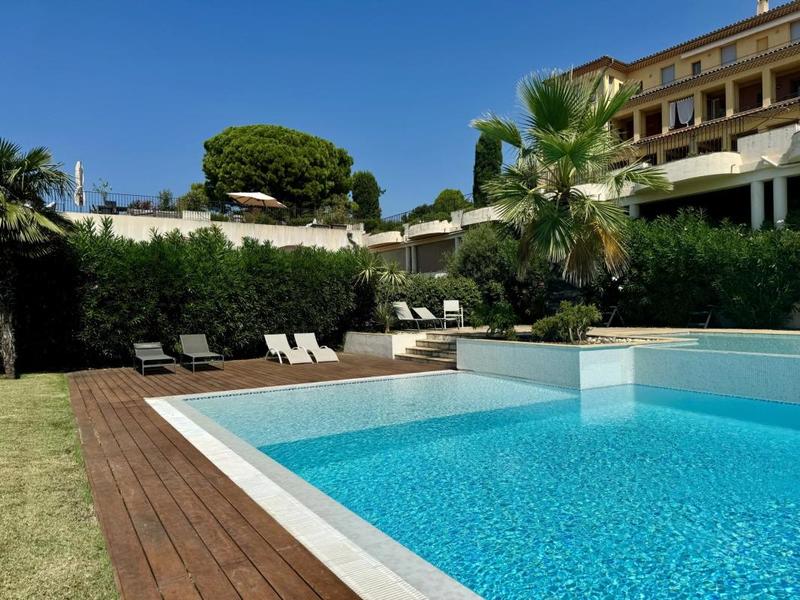 Appartement - 118 m² - 3 pièces