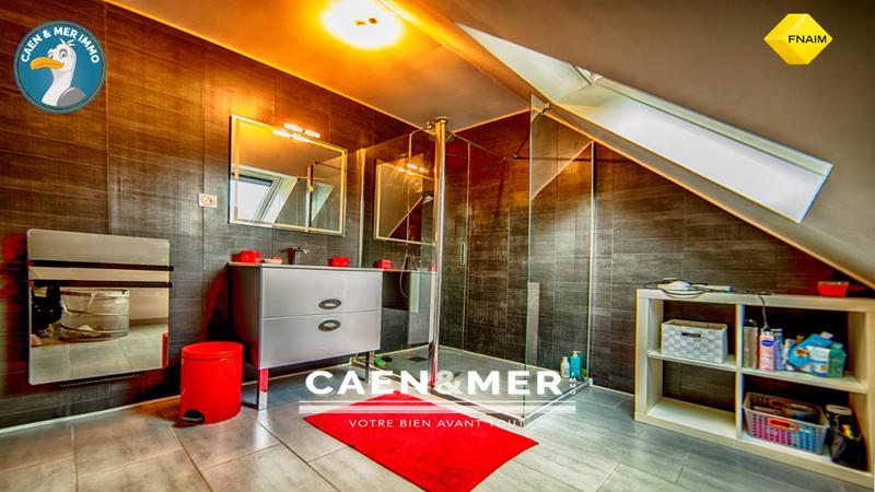 Villa - 210 m² - 8 pièces