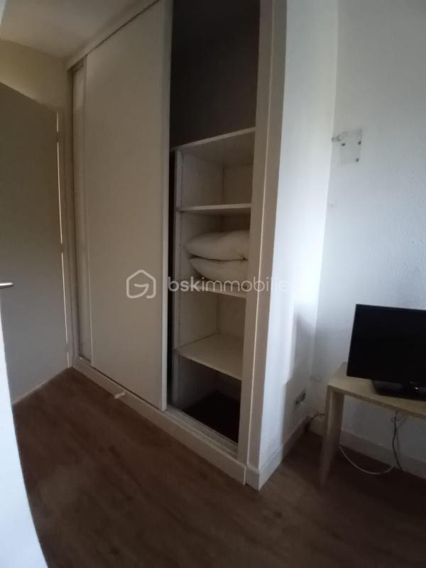 Maison - 260 m² - 12 pièces