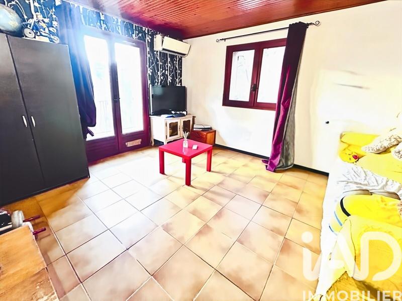Maison - 204 m² - 9 pièces