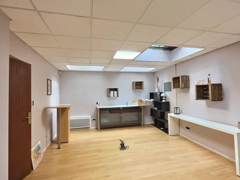 Local commercial - 93 m²