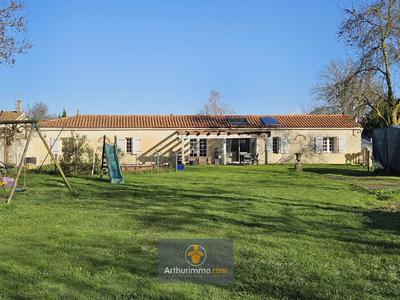 Maison - 100 m² - 4 pièces