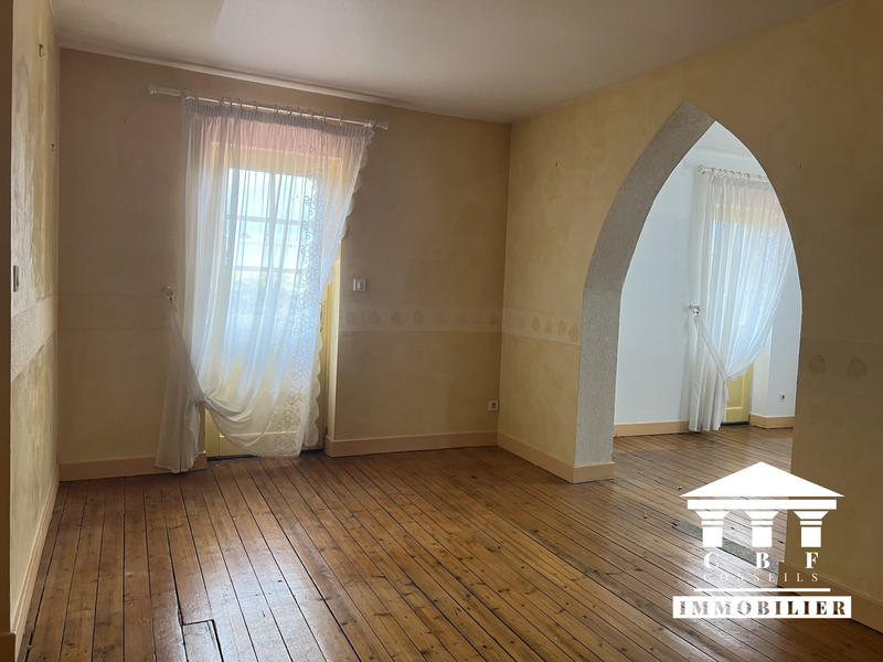 Maison ancienne - 163 m² - 12 pièces