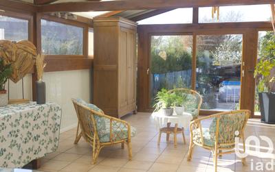 Maison - 219 m² - 9 pièces