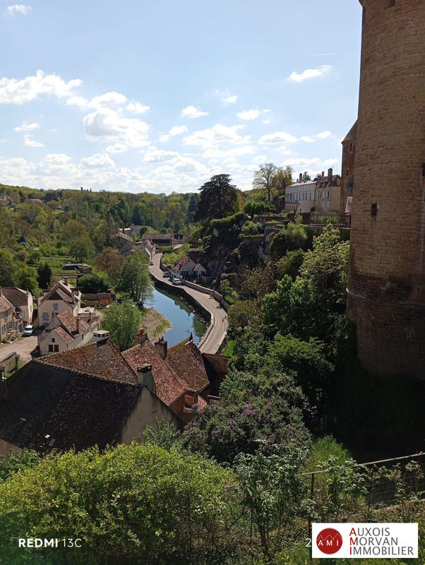 Maison - 420 m² - 13 pièces