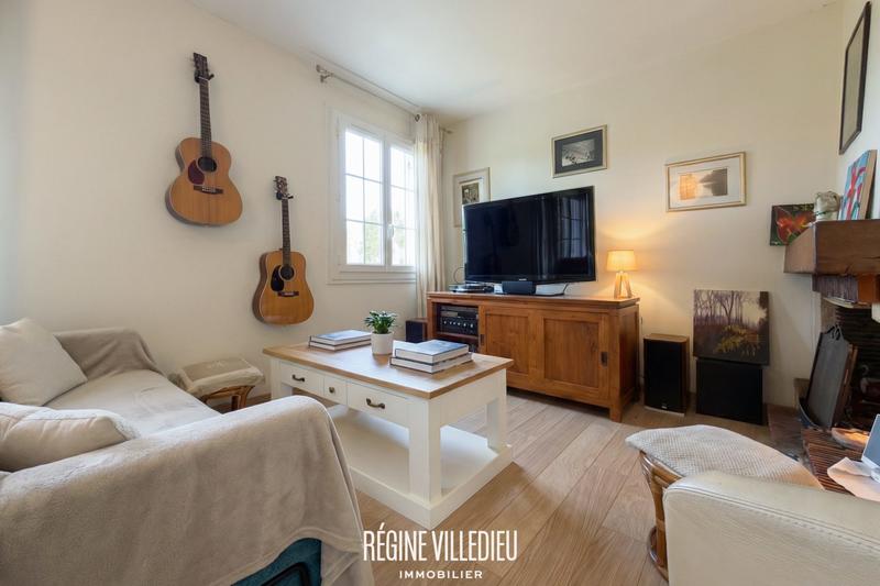 Maison traditionnelle - 85 m² - 5 pièces