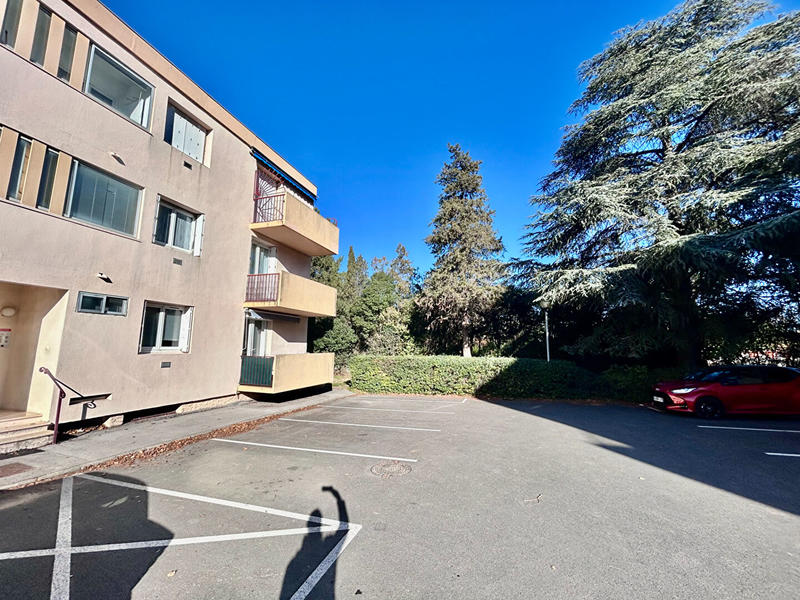 Appartement - 93 m² - 4 pièces