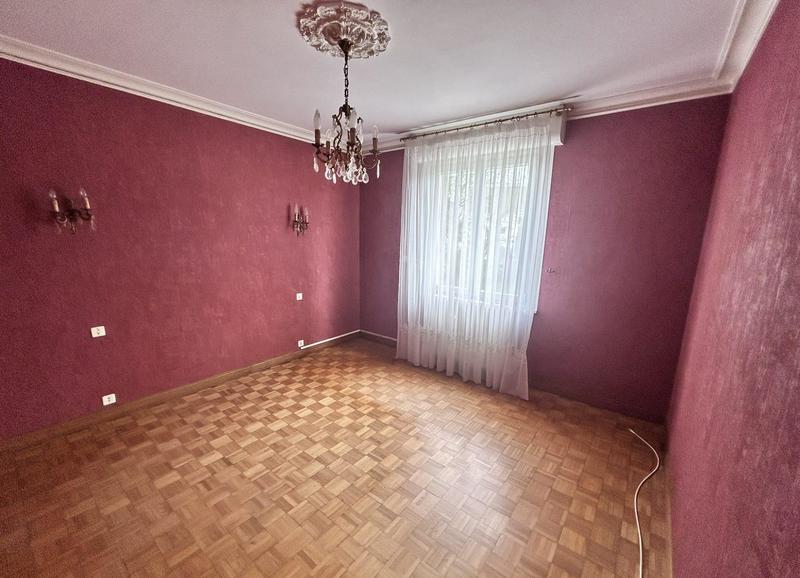 Maison traditionnelle - 145 m² - 6 pièces