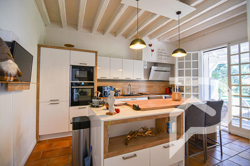 Maison - 185 m² - 6 pièces