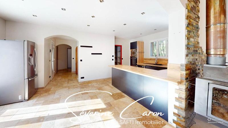 Villa - 167 m² - 6 pièces