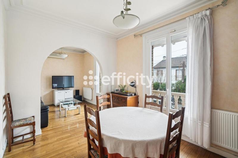 Maison - 130 m² - 7 pièces