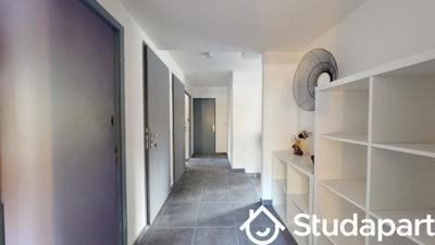 Chambre - 10 m² - 1 pièce