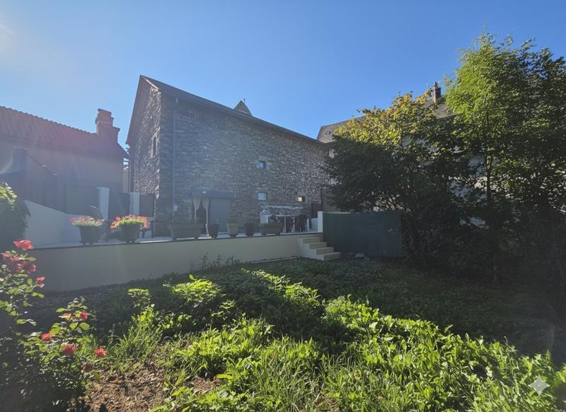 Maison - 169 m² - 3 pièces