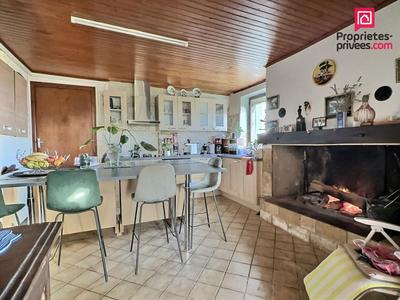 Maison - 210 m² - 9 pièces