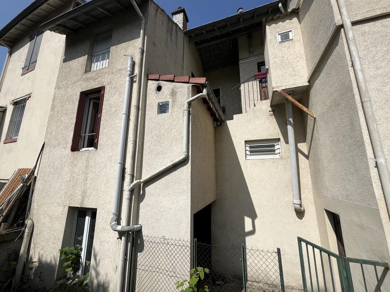 Immeuble - 132 m² - 2 pièces