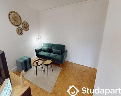 Chambre - 100 m² - 1 pièce