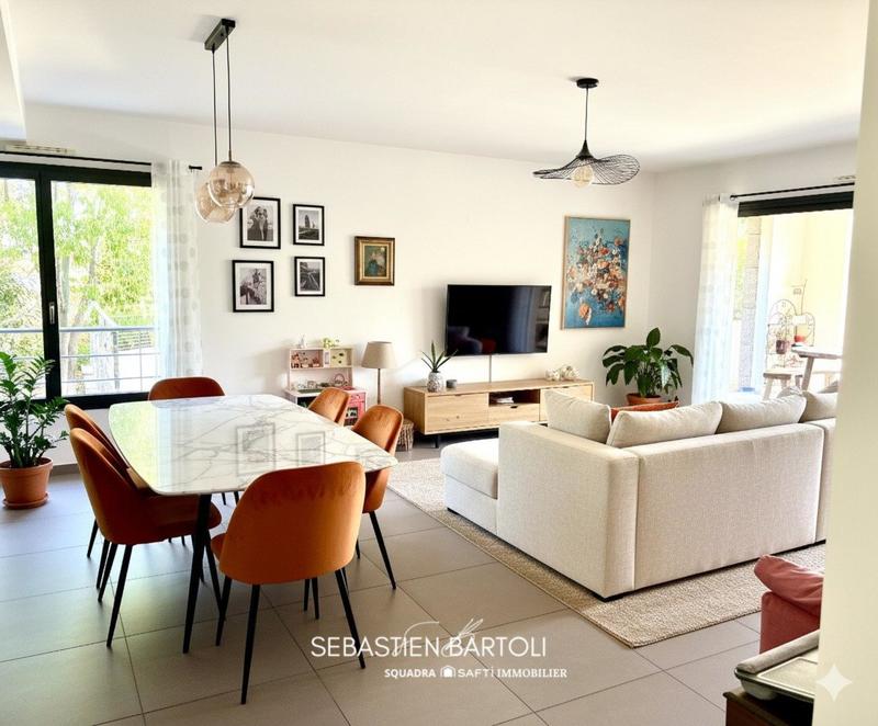 Appartement - 86 m² - 3 pièces