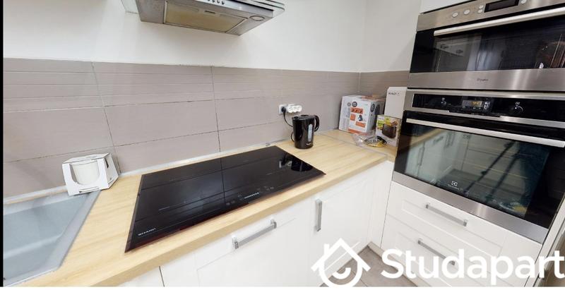 Chambre - 9 m² - 1 pièce