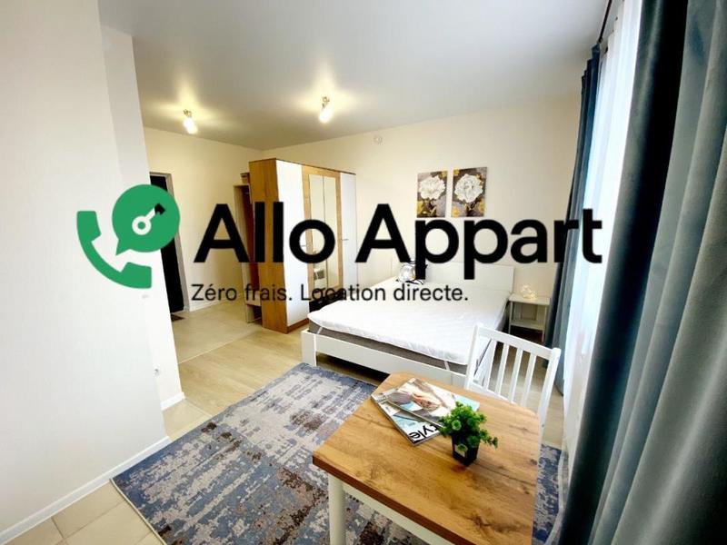 Studio - 25 m² - 1 pièce