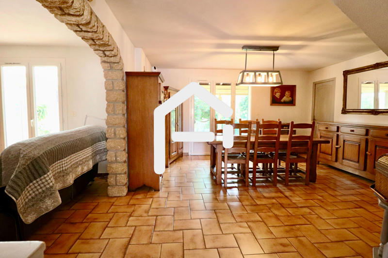 Villa - 120 m² - 4 pièces