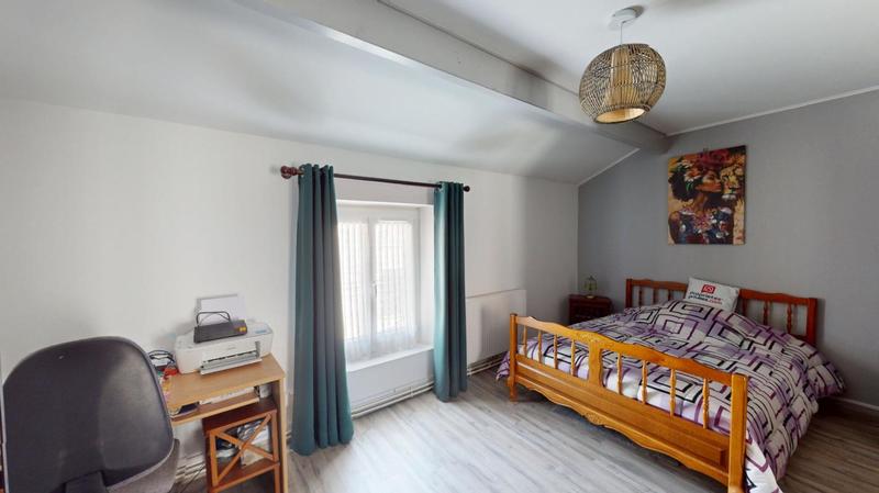 Maison - 106 m² - 5 pièces