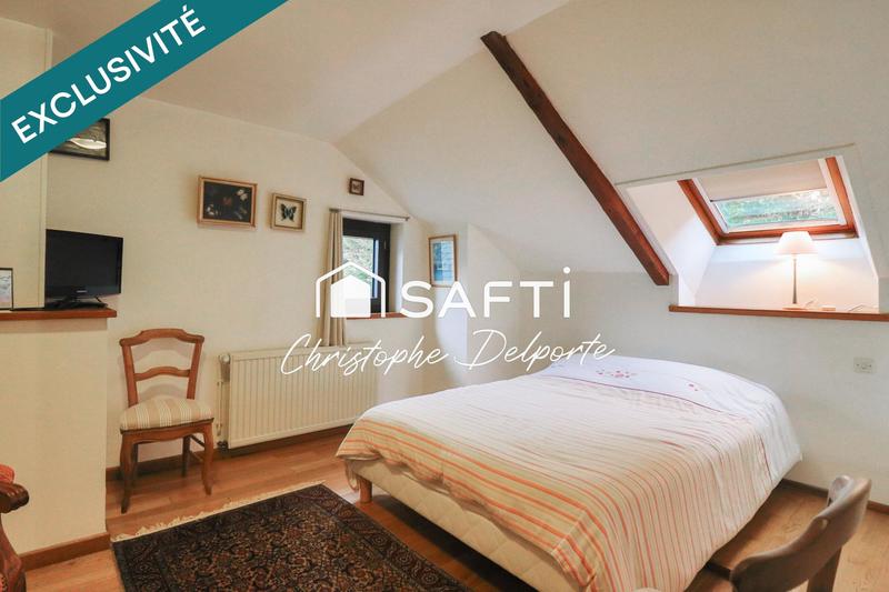 Maison - 248 m² - 10 pièces