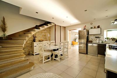 Maison de ville - 86 m² - 4 pièces