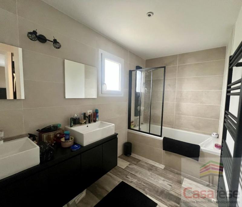 Maison - 148 m² - 7 pièces