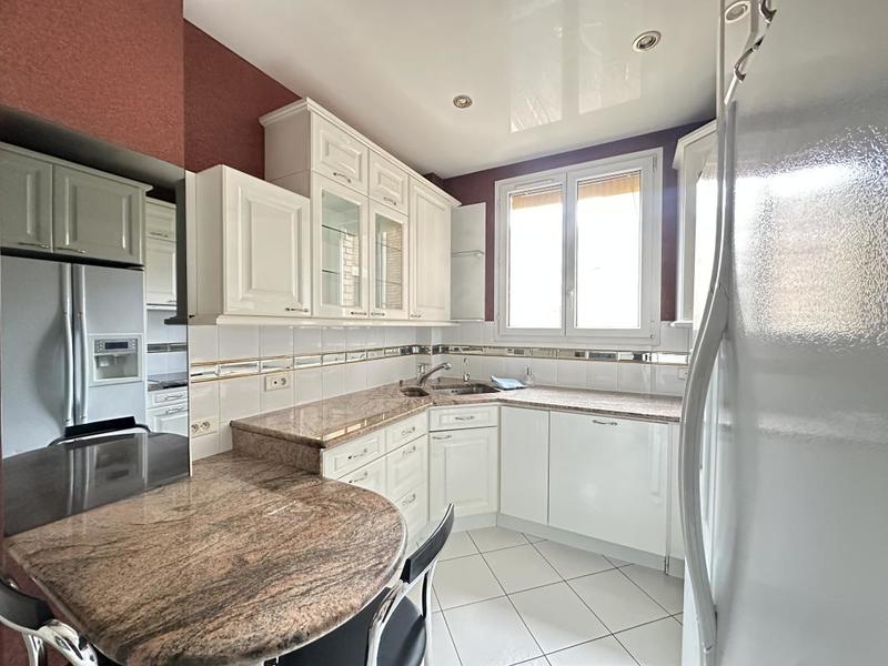 Appartement ancien - 108 m² - 5 pièces