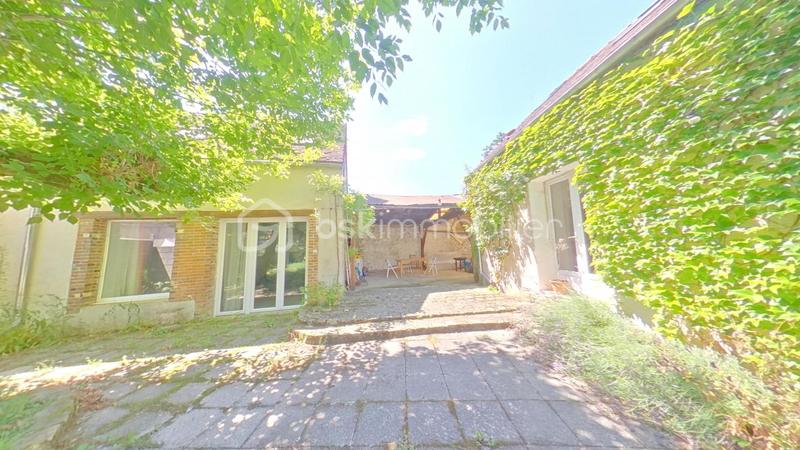 Propriété - 154 m² - 6 pièces