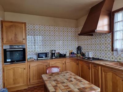 Maison - 142 m² - 7 pièces