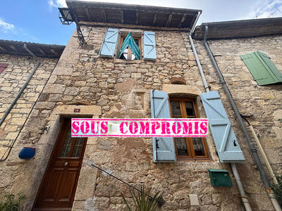 Maison - 96 m² - 4 pièces