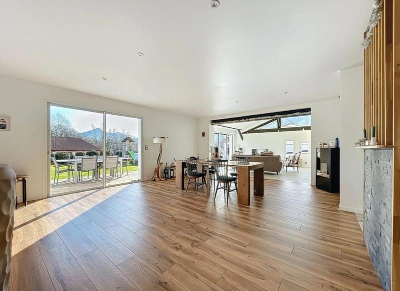 Maison - 183 m² - 5 pièces