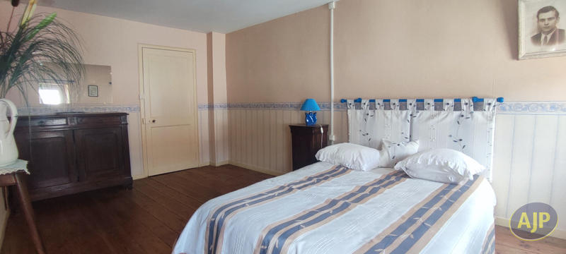 Maison - 155 m² - 6 pièces