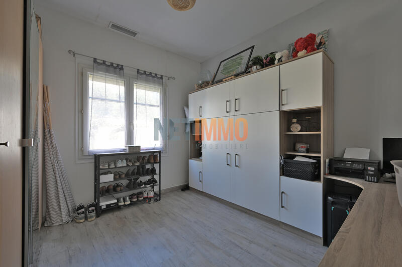 Villa - 90 m² - 4 pièces