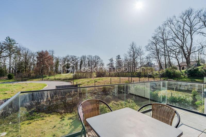 Appartement - 81 m² - 4 pièces