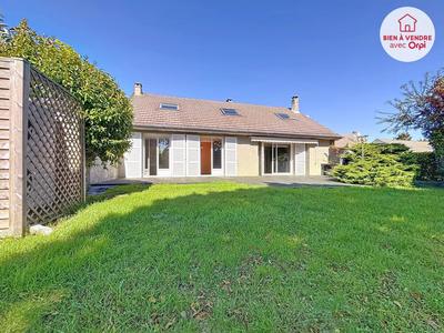 Maison - 143 m² - 8 pièces