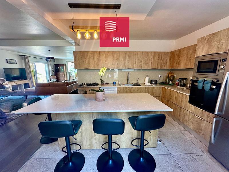 Maison - 360 m² - 7 pièces