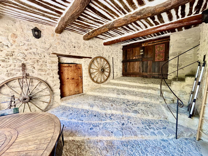 Maison de village - 189 m² - 7 pièces