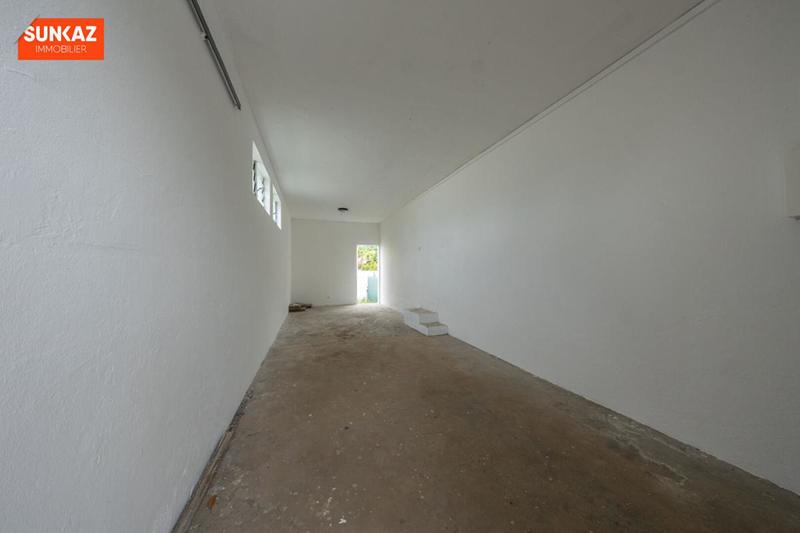 Appartement - 90 m² - 3 pièces