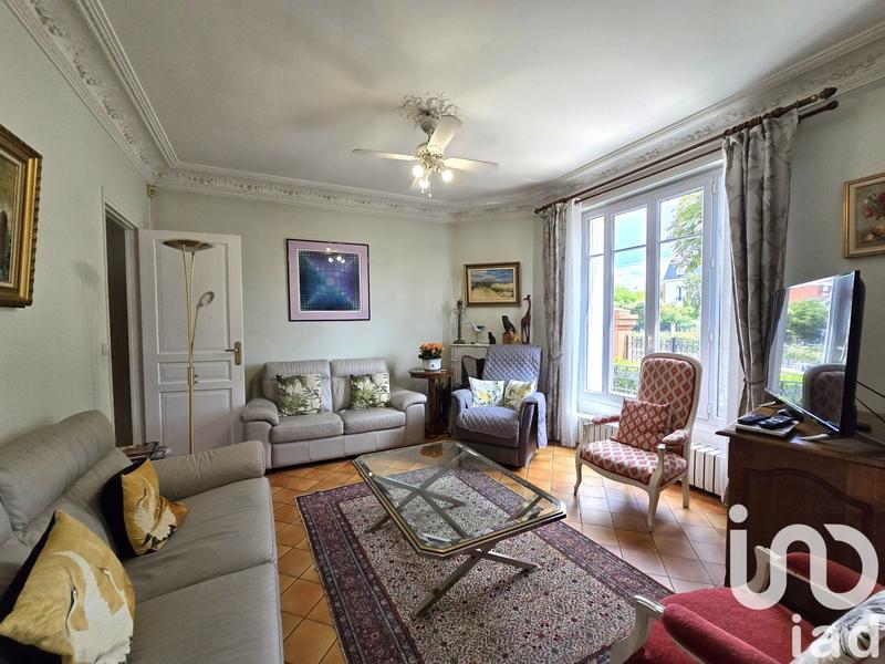 Maison - 99 m² - 5 pièces