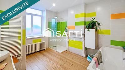 Maison - 171 m² - 8 pièces