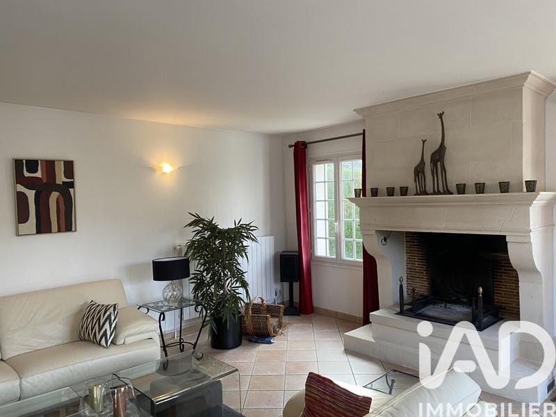 Maison - 242 m² - 7 pièces