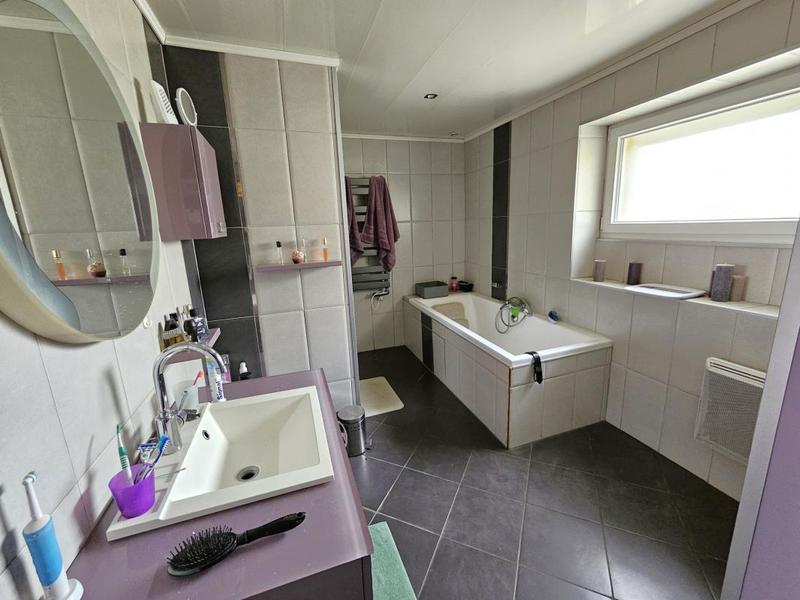 Maison - 145 m² - 4 pièces