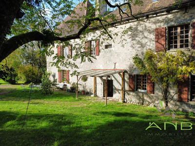 Manoir - 230 m² - 8 pièces